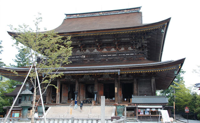 吉野山にある金峯山寺・蔵王堂